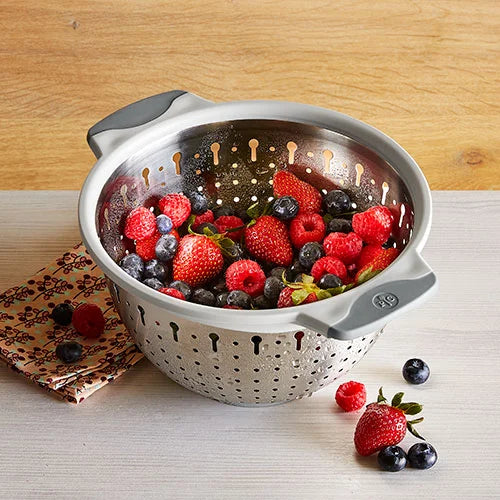 2.5-qt. (2.4-L) Stainless Steel Colander